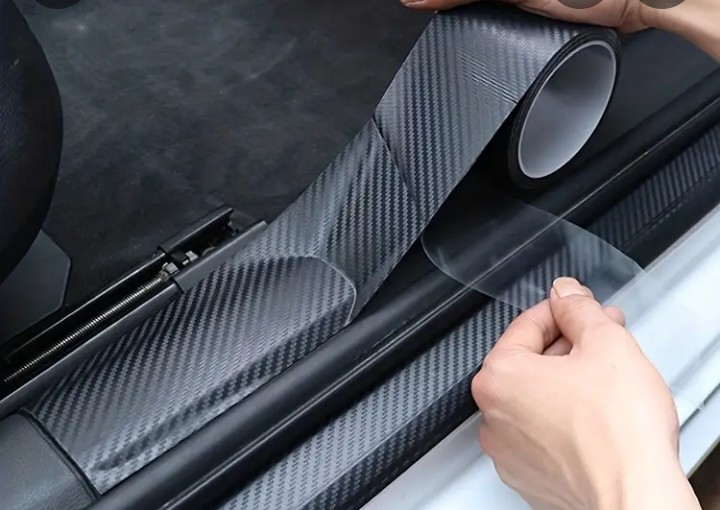 Interior rim scratch stopper 