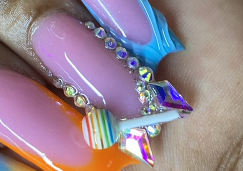 BLINGED FRENCH TIP(per finger)