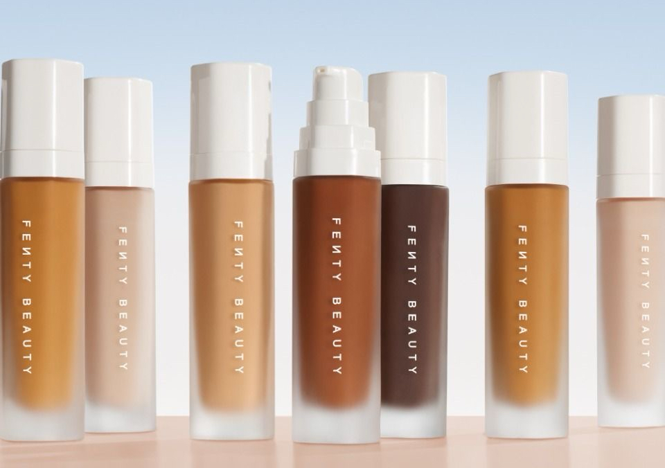 FENTY BEAUTY - Base