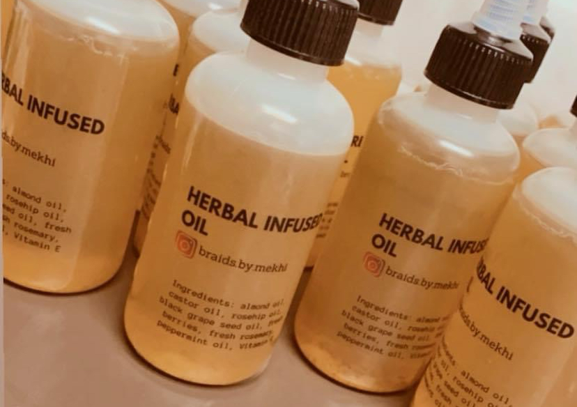 🌿 Herbal Infused Hair Oil –1 Bottle