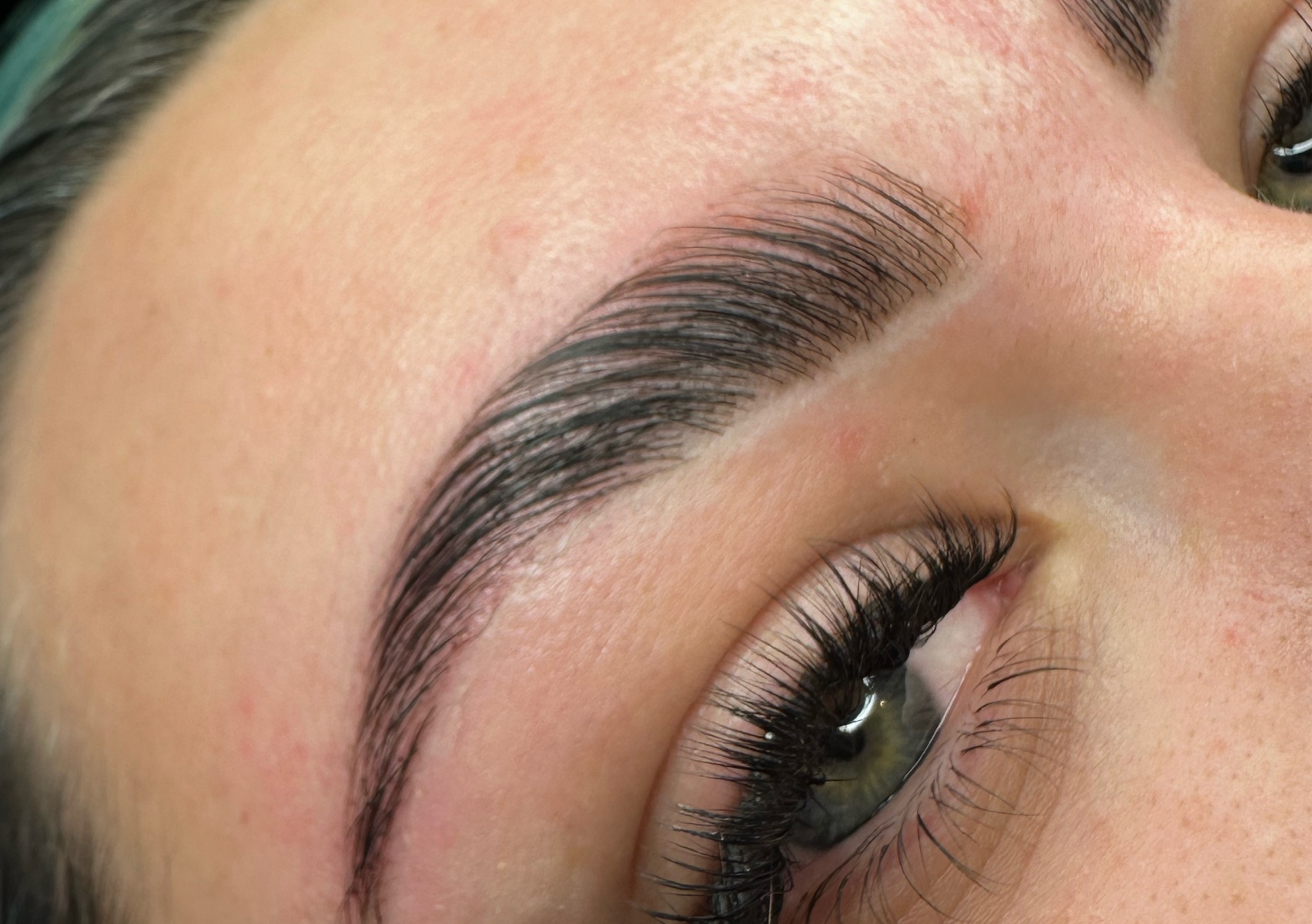 Hybrid brow lamination