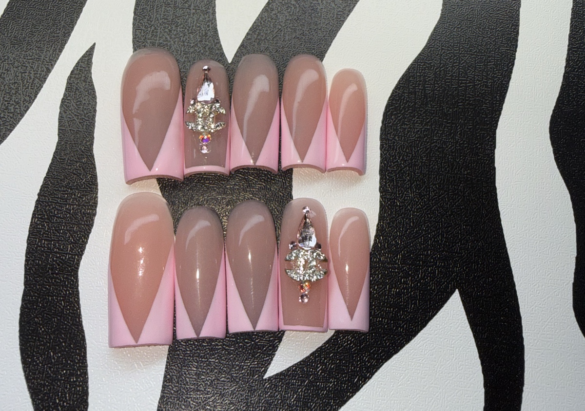 Acrylic Pink V-cut Frenchies