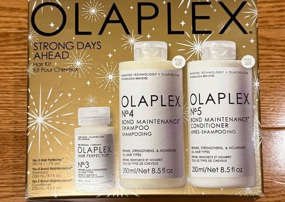 OLAPLEX Strong Days A head Set
