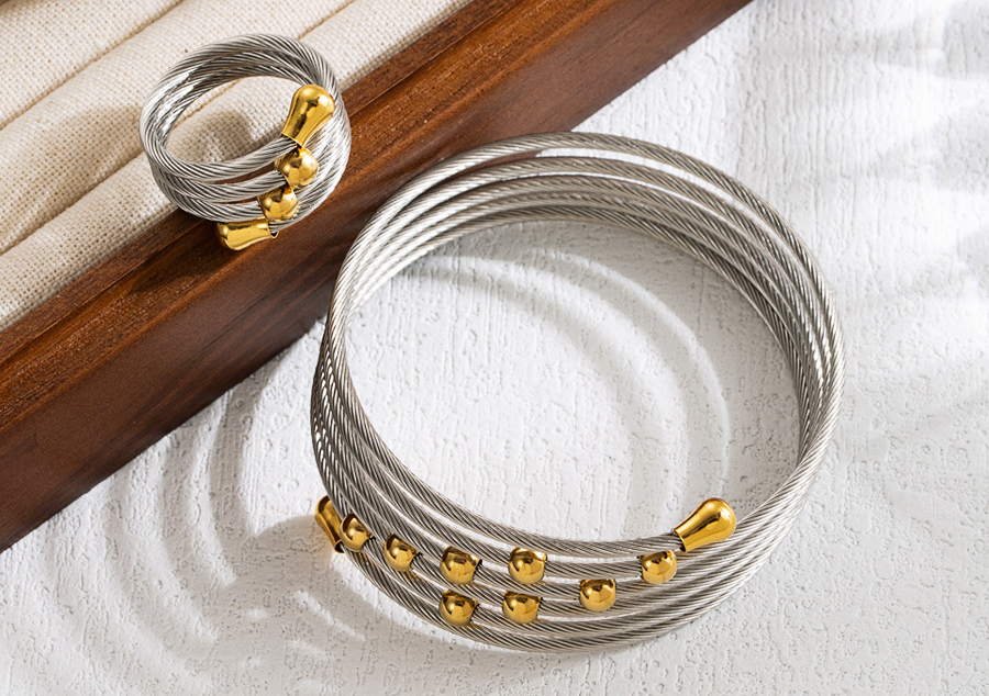 Set de pulsera con sortija