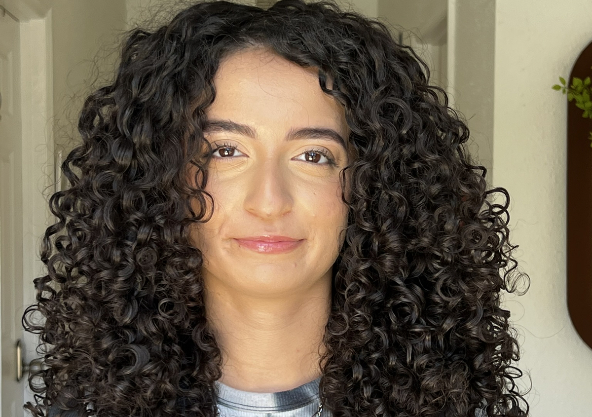 Curly cut 