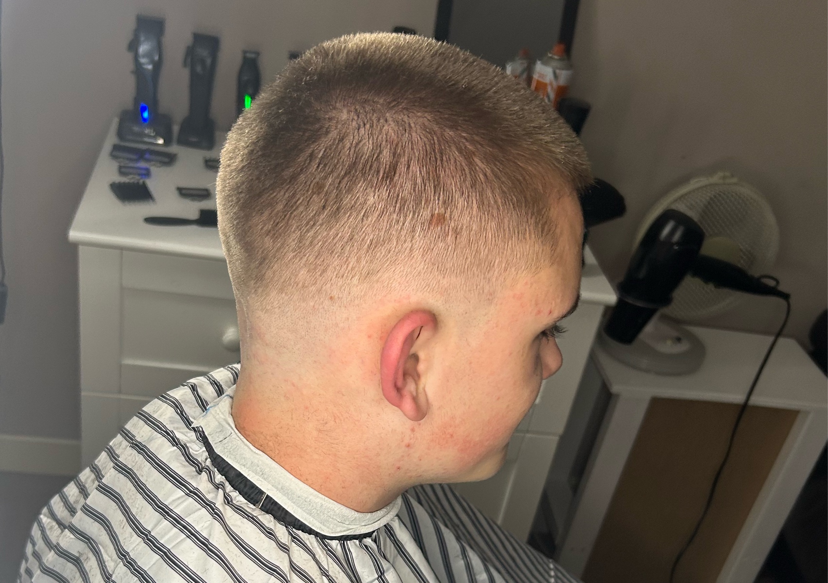 Buzzcut + fade 