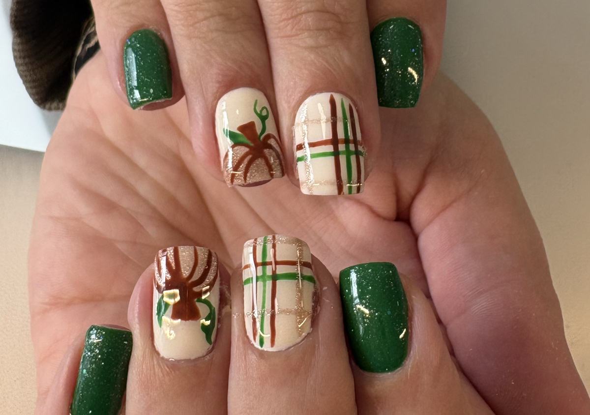 Shellac Manicure