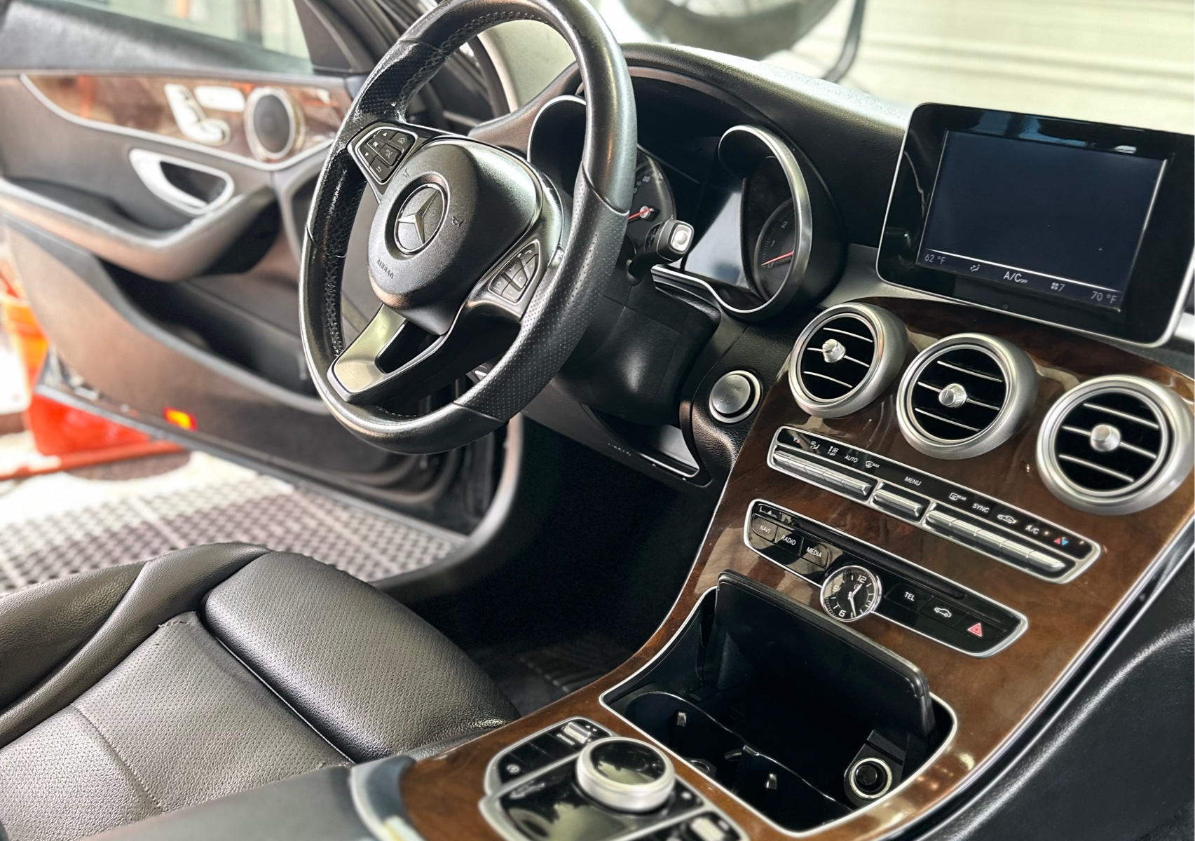 Maintenance interior  only 