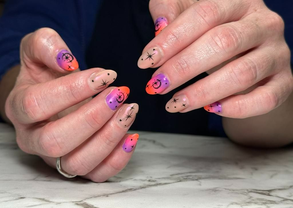 Nail Art - Advanced  (2 Fingers)