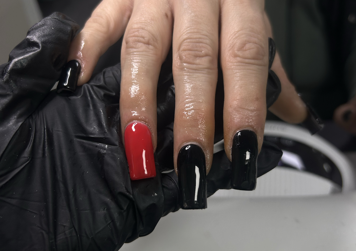 Tier 1 acrylic or biab nails  