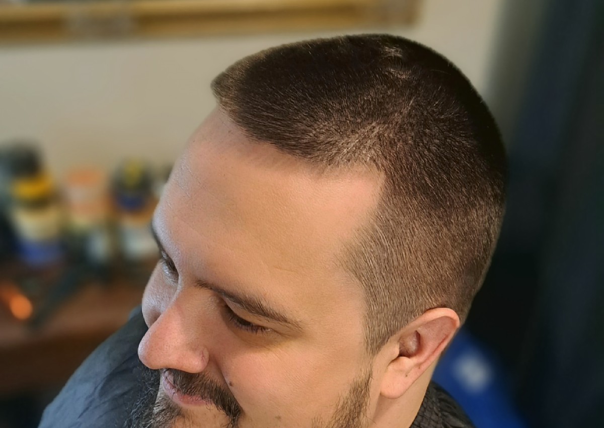 Adult Haircut (5/5)