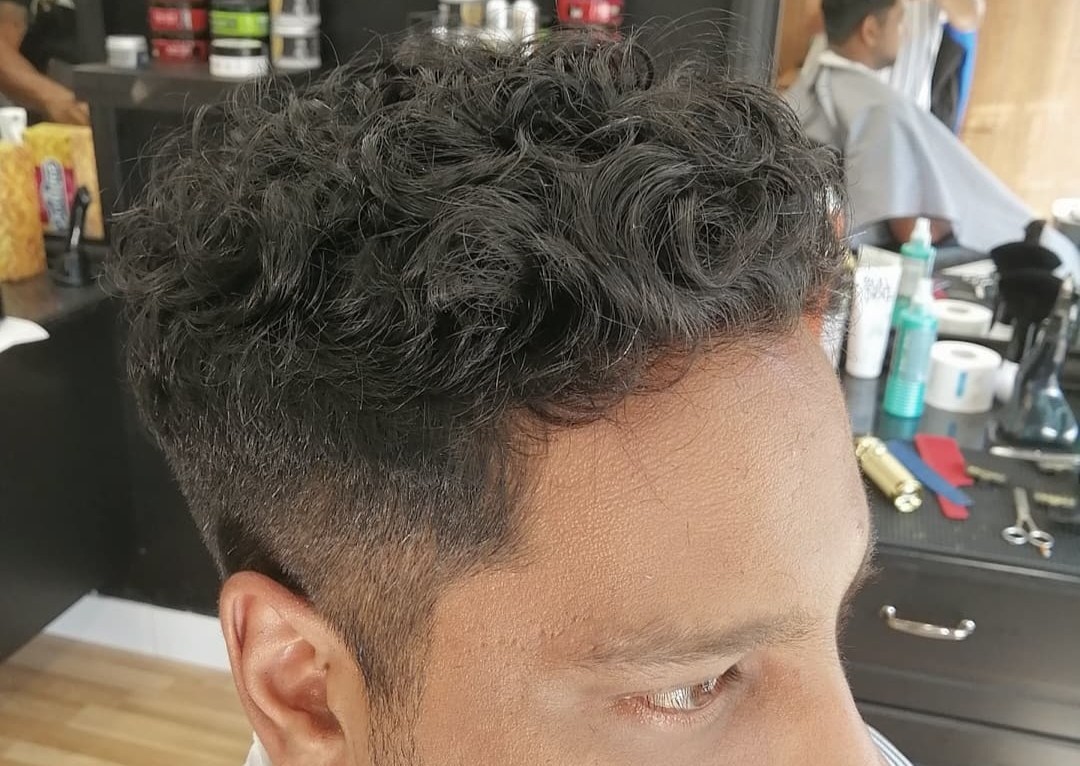 Adult Haircut (4/5)