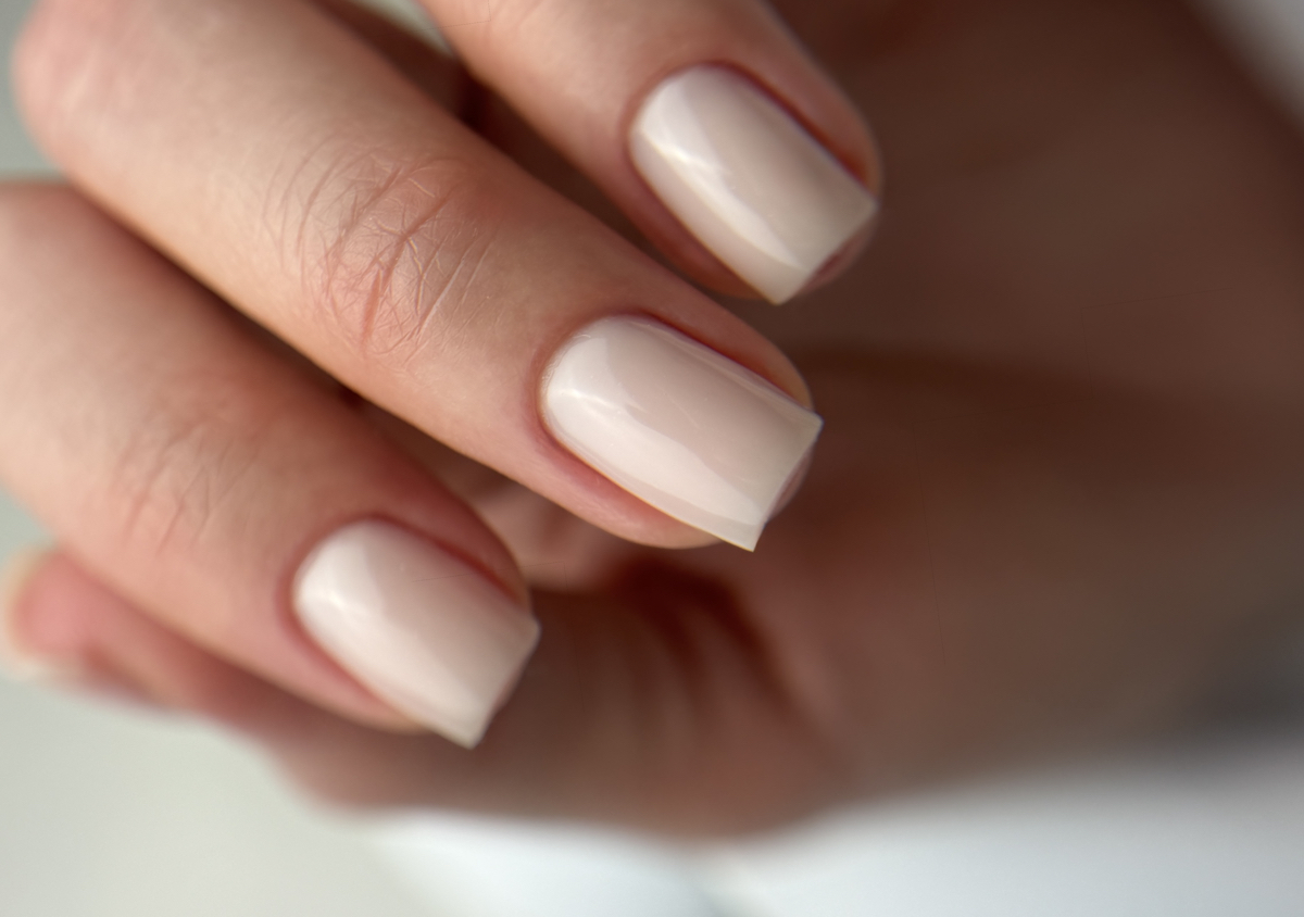 Nail Trainer - Protectie Pe Unghia Naturala- Semi Cu Apex