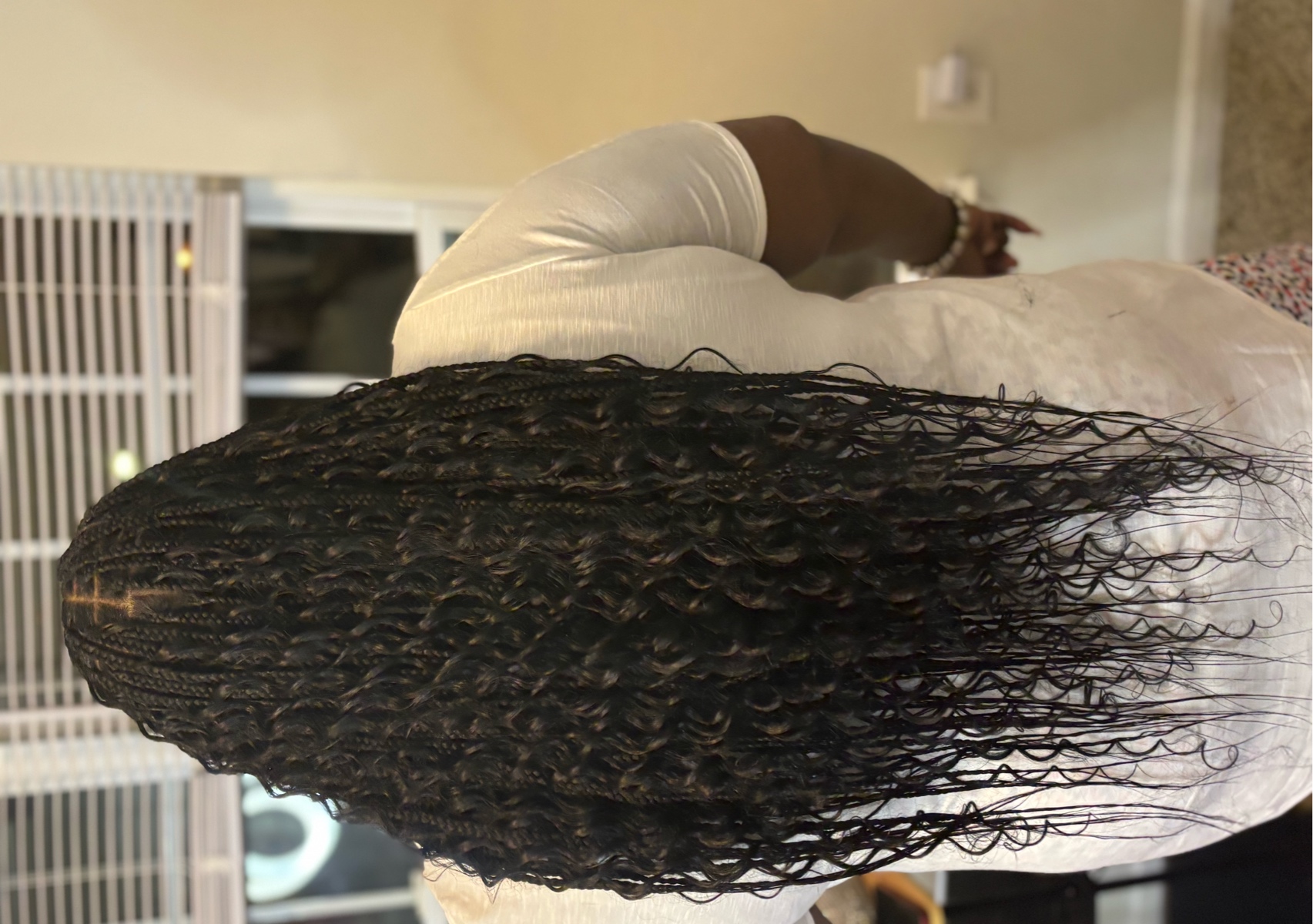 Small Bohemian Knotless