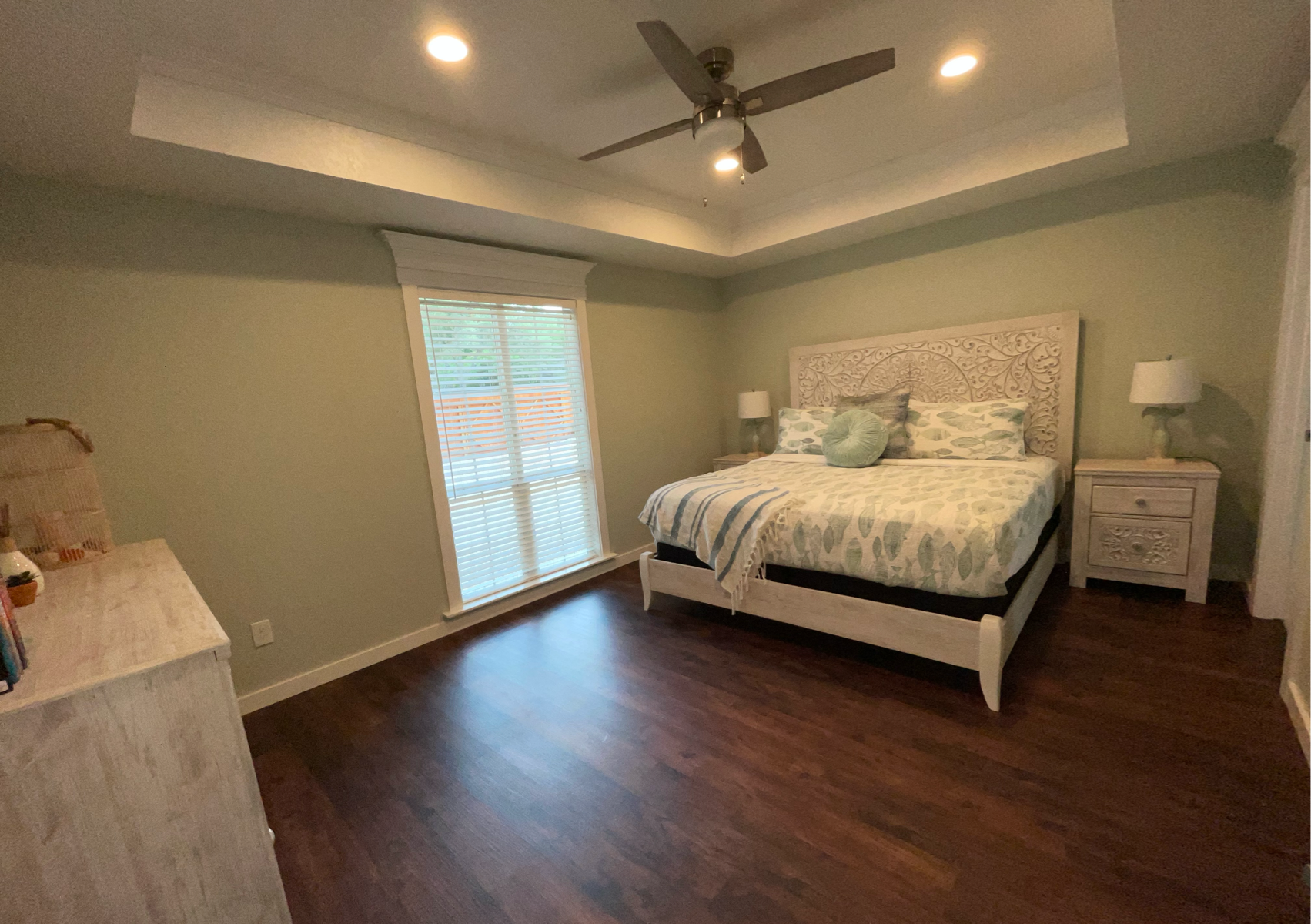 4/3 House Moveout Clean (Make Ready )