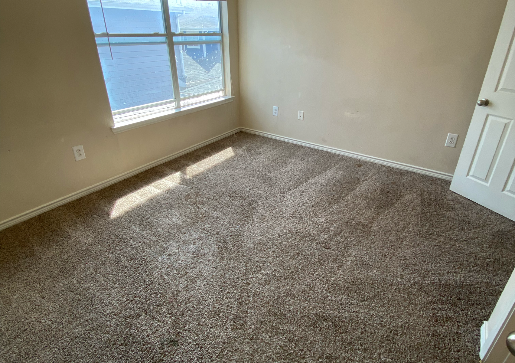 Studio Apartment Move-out Clean (Make Ready)