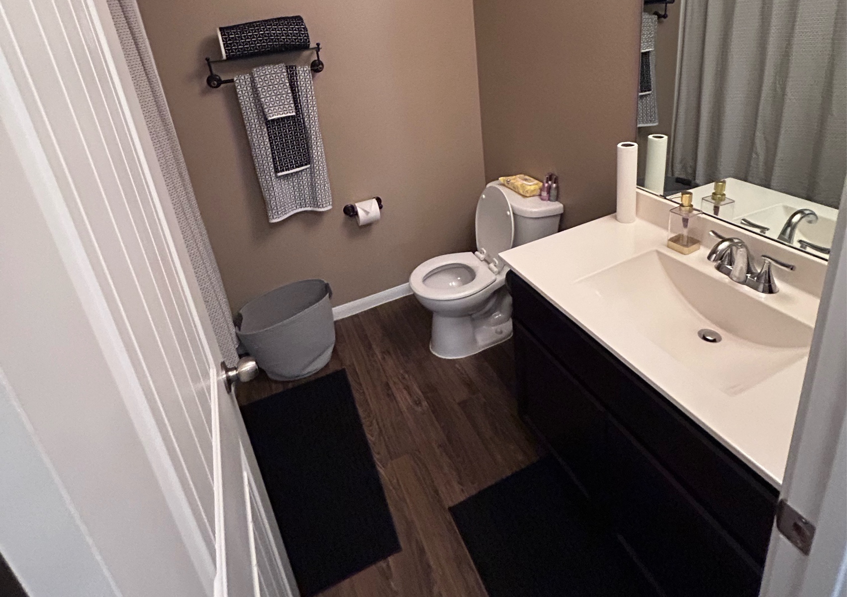 Bathroom Deep Cleaning