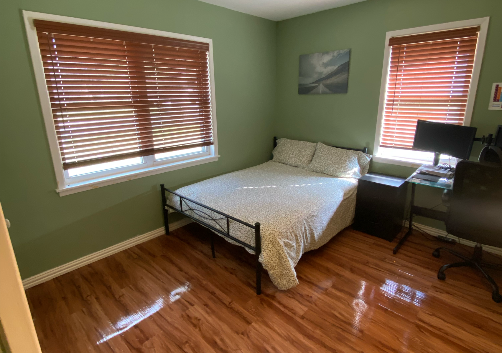 Studio apartment standard clean