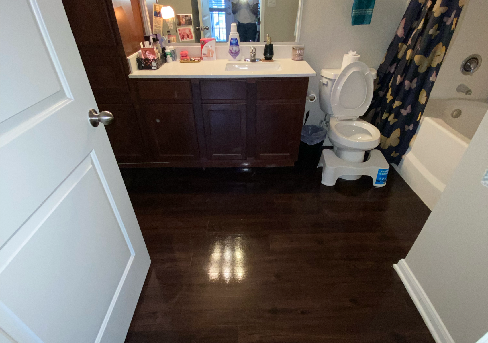 2/2 apartment standard clean