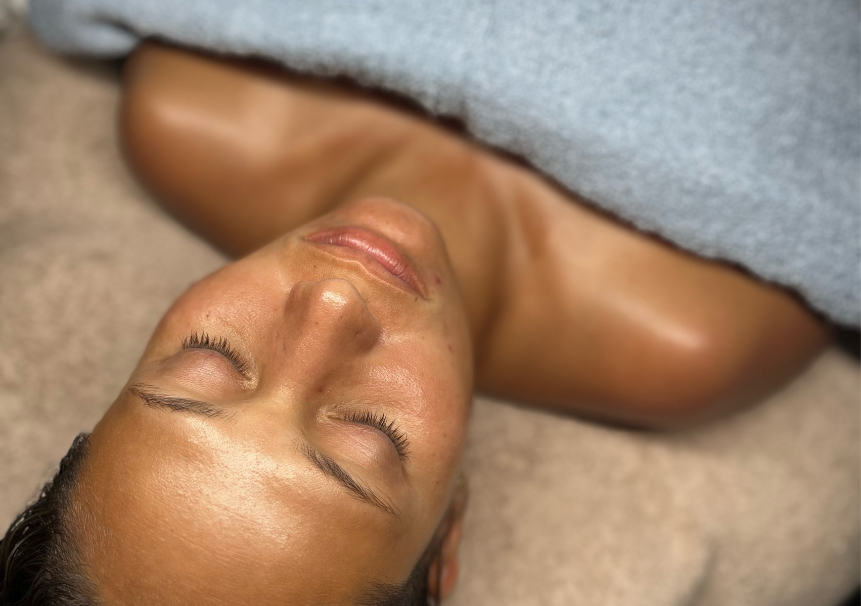 Christmas Dermaplaning