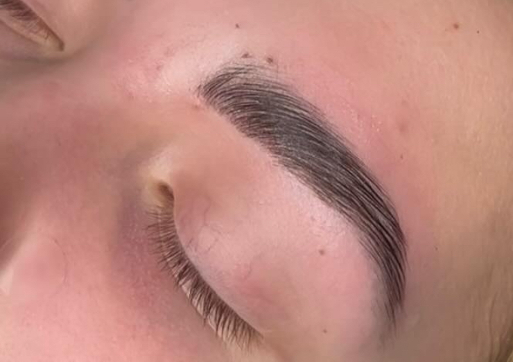 Brow wax & tint