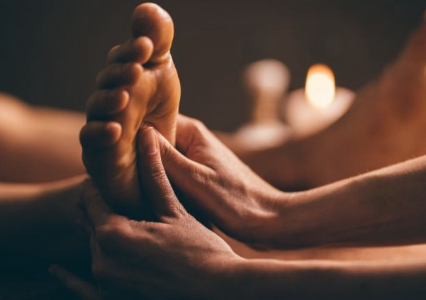 30min: Reflexology 🦶