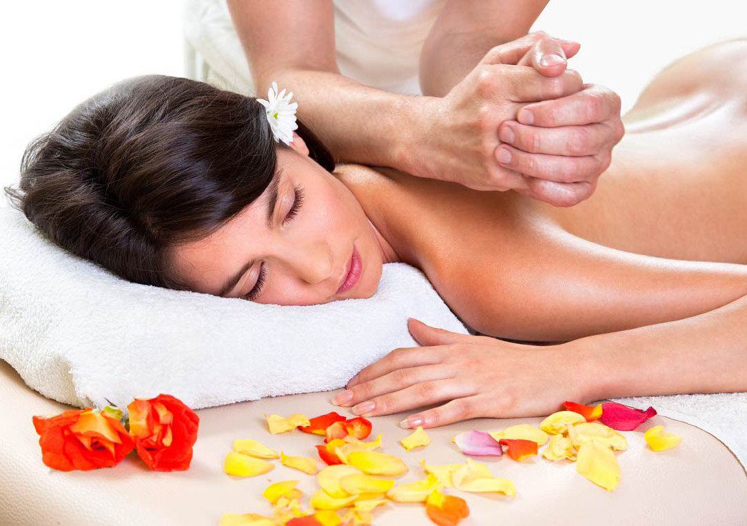 45 Min : Deep Tissue, specific area 🙌🏻