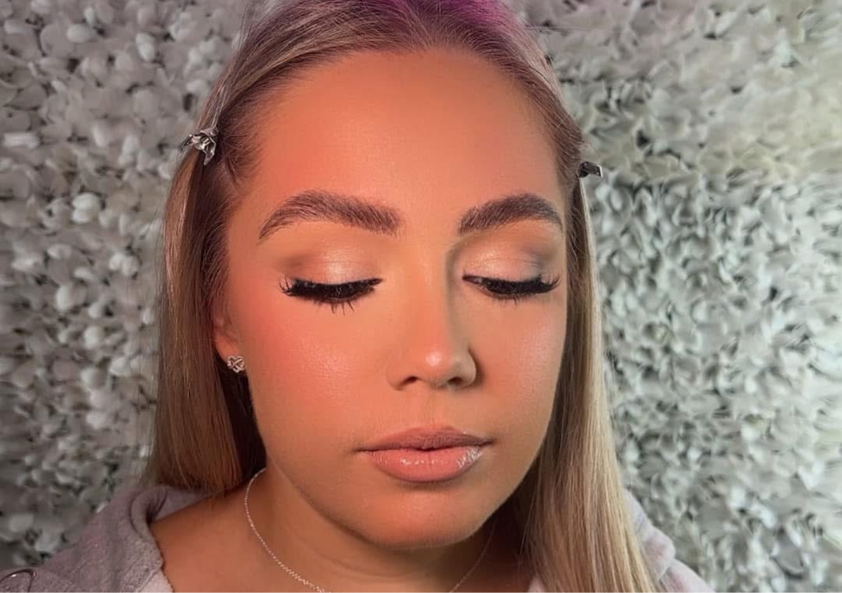 Full face with lashes