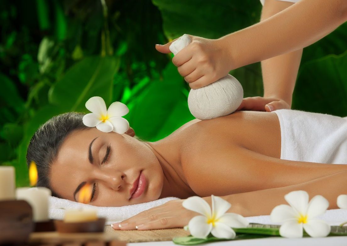 Warm Herbal Massage 90 min