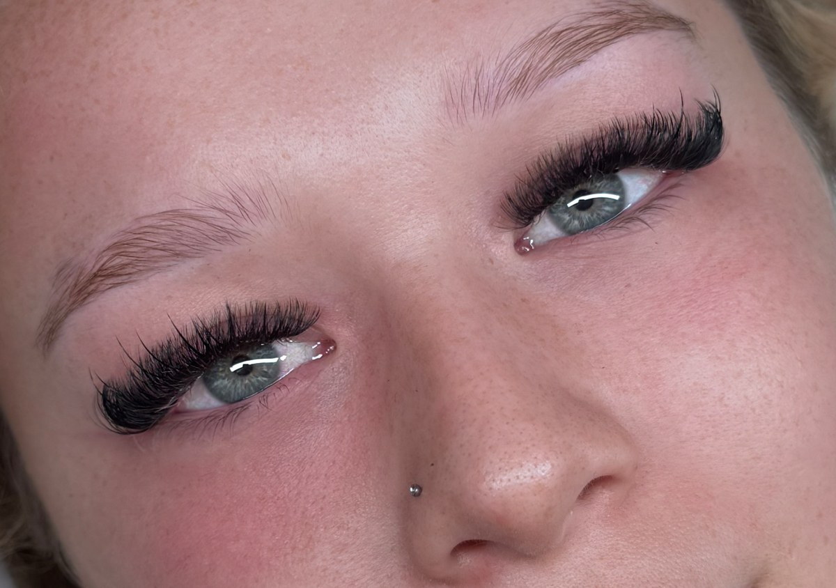 Full hybrid lashes