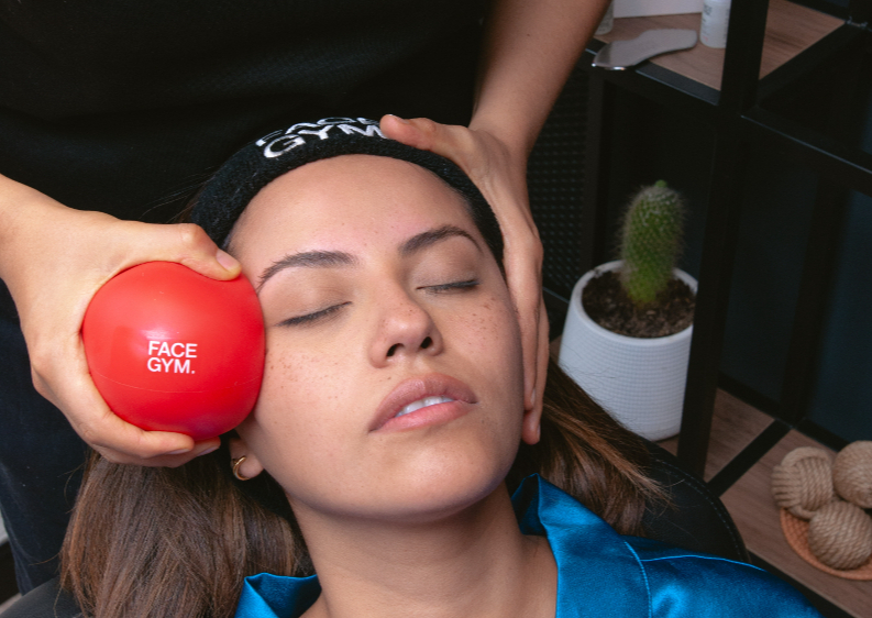 YOGA Facial - Gimnasia Facial