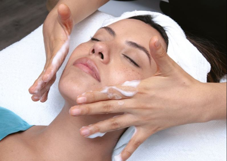 EXPRESS facial