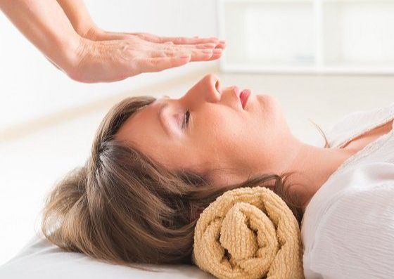Reiki with Amanda 60min