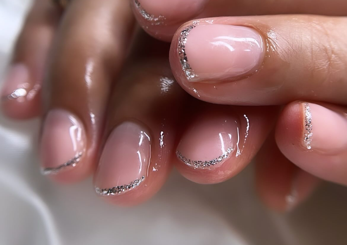 The "Natural Glow" Structure Gel (Builder Gel/BIAB)