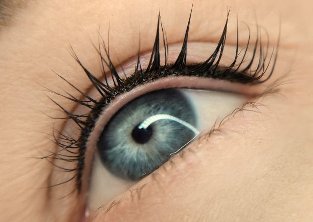 Lash line enhancement