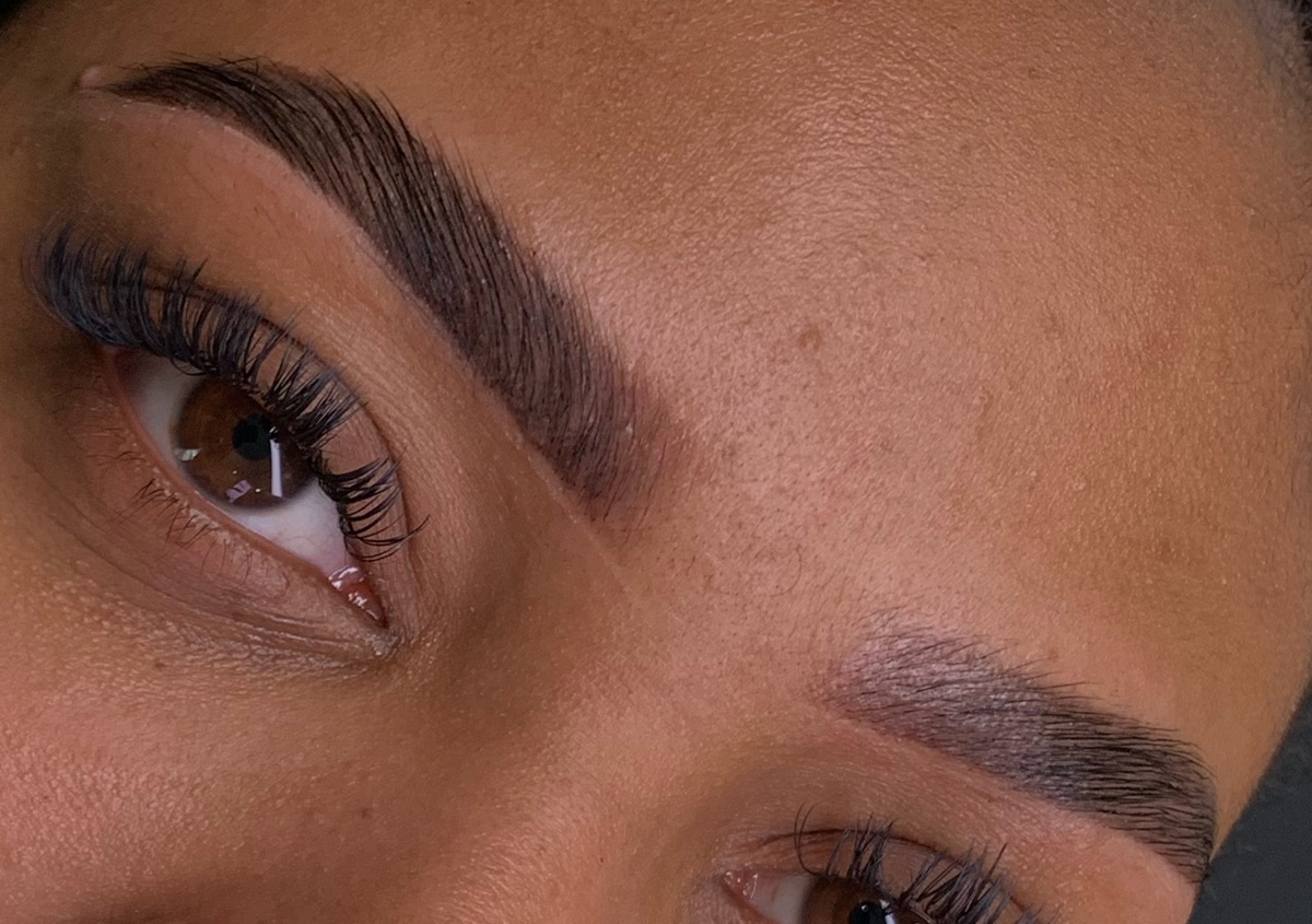 Laminado de cejas 
