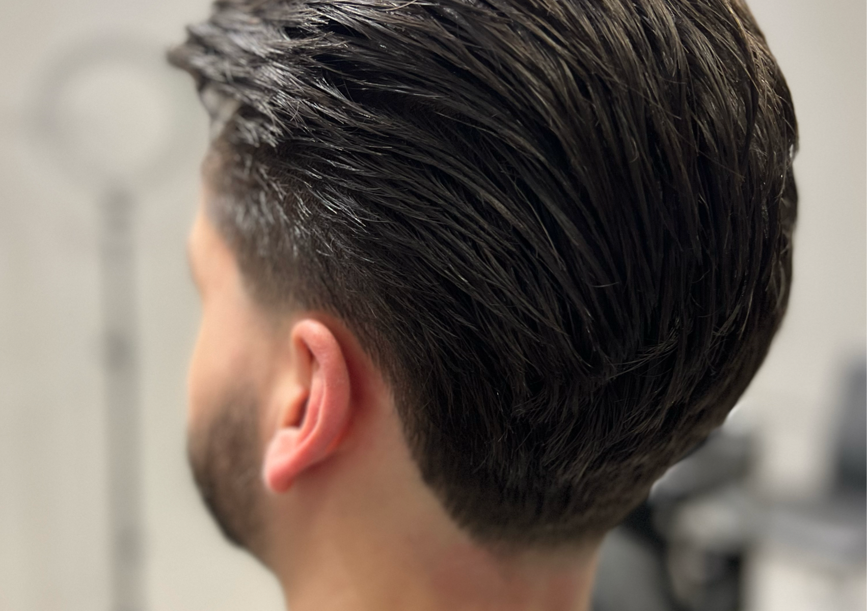 Men hair cut fede cleaning beard & mask youth face