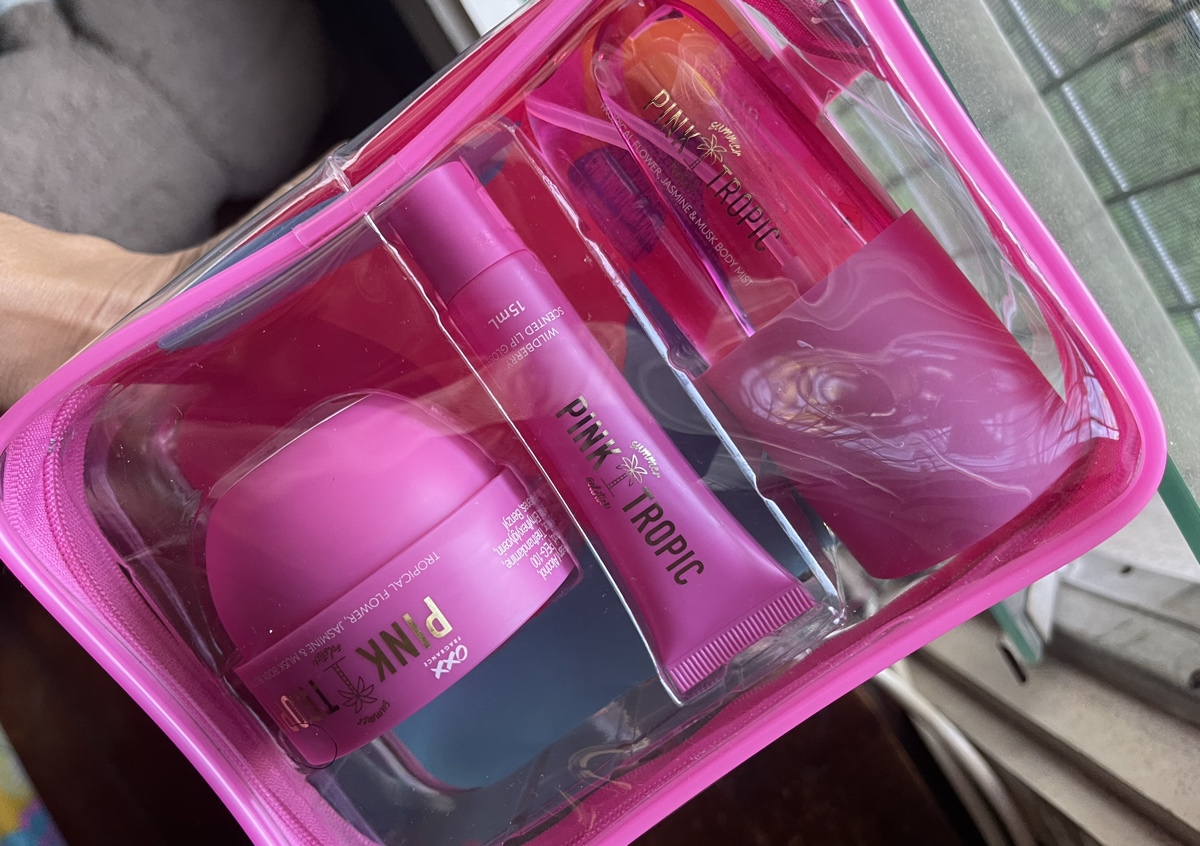 Pink Tropic 3in1 (Mist Perfume, Lipgloss & Body Butter)