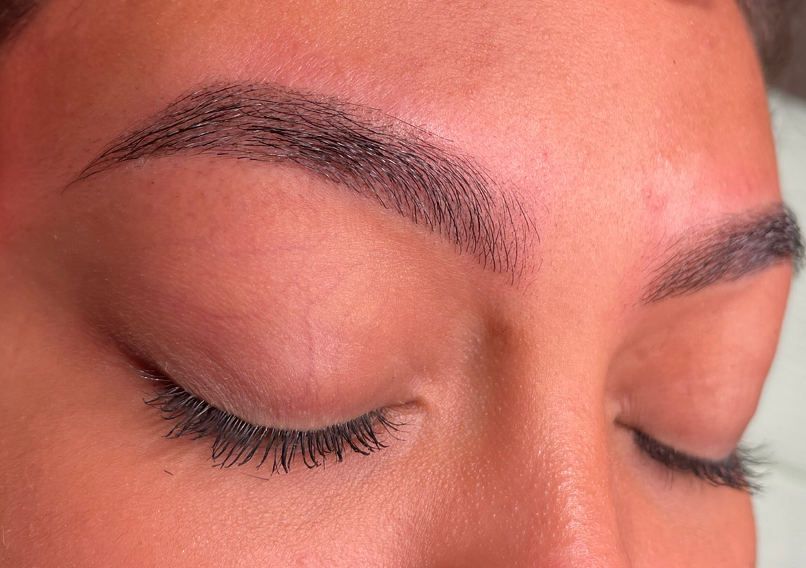 Ombré Powder Brows 