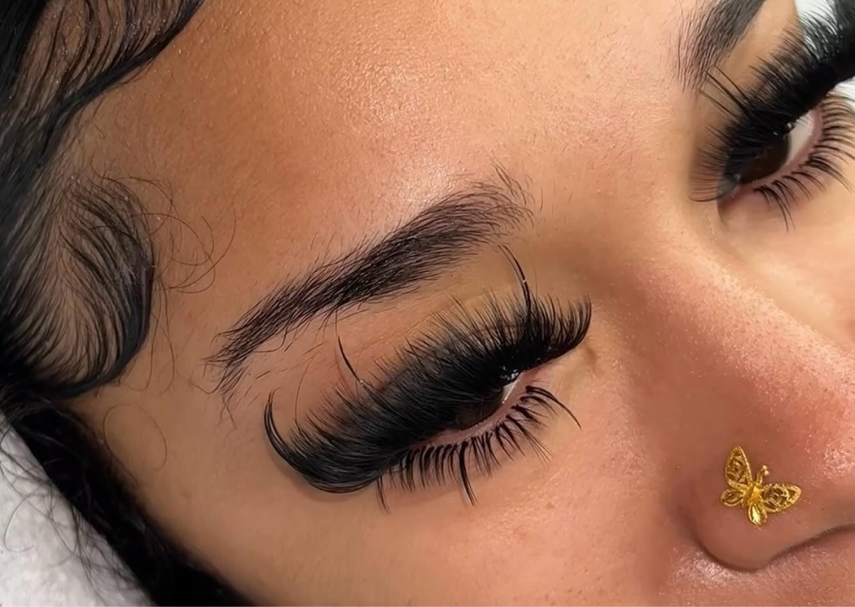 Wispy Mega Volume (19000 JMD)