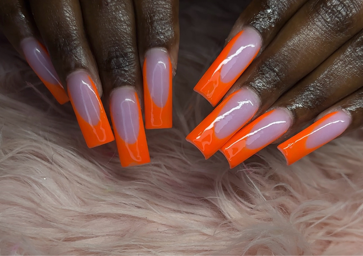 Full set of french tips