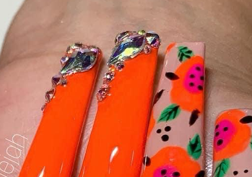 Mini Bling (one nail per hand)