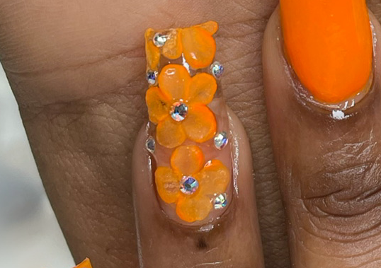 All Nails Polka Dot Bling