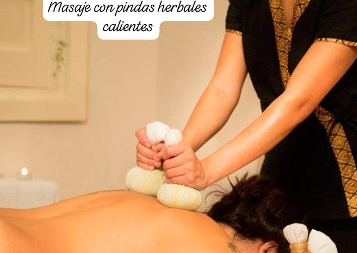 Masaje Anti stress con Pindas herbales