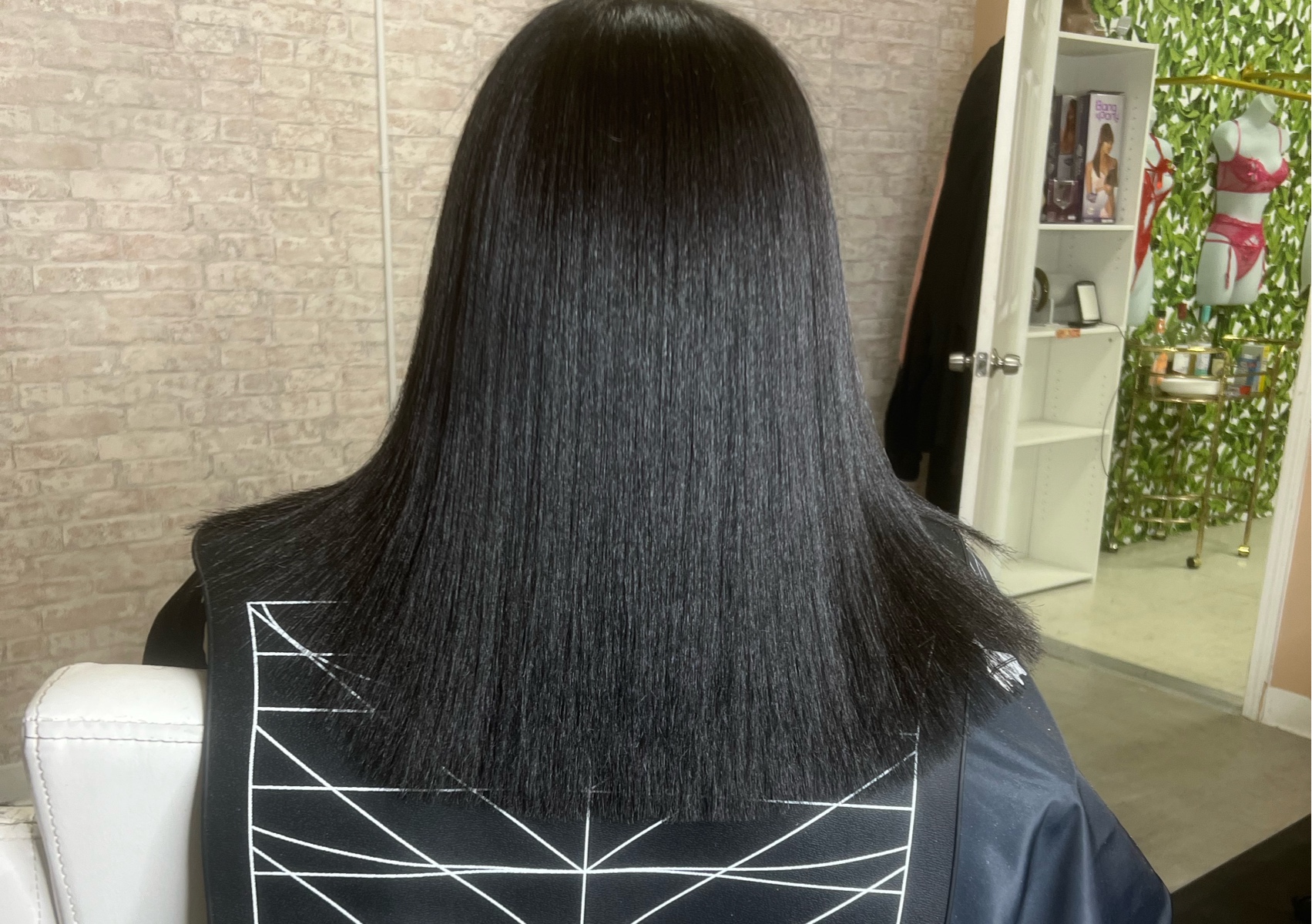 The Silk Experience 💫 (Protein+Hydration Treatment Silk Press Trim And Style)