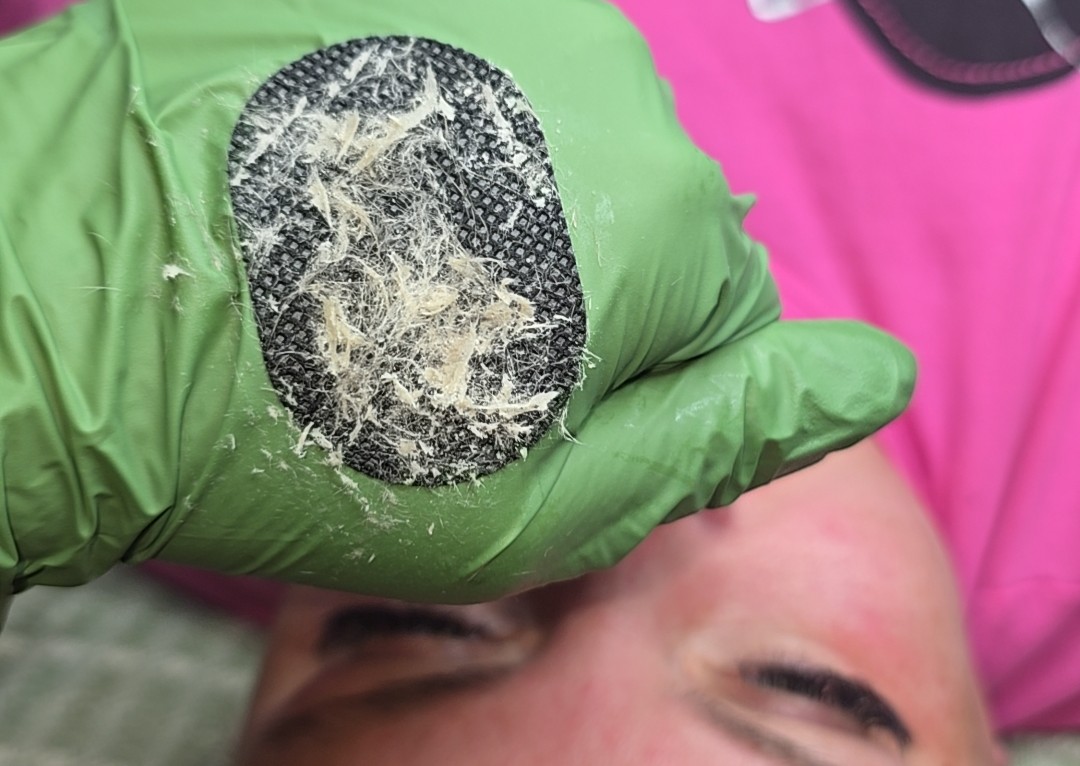 Glow Dermaplaning 