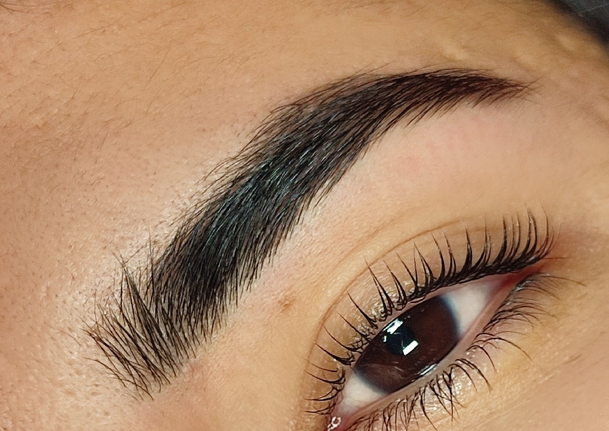 Perfilado De Cejas (con hilo)