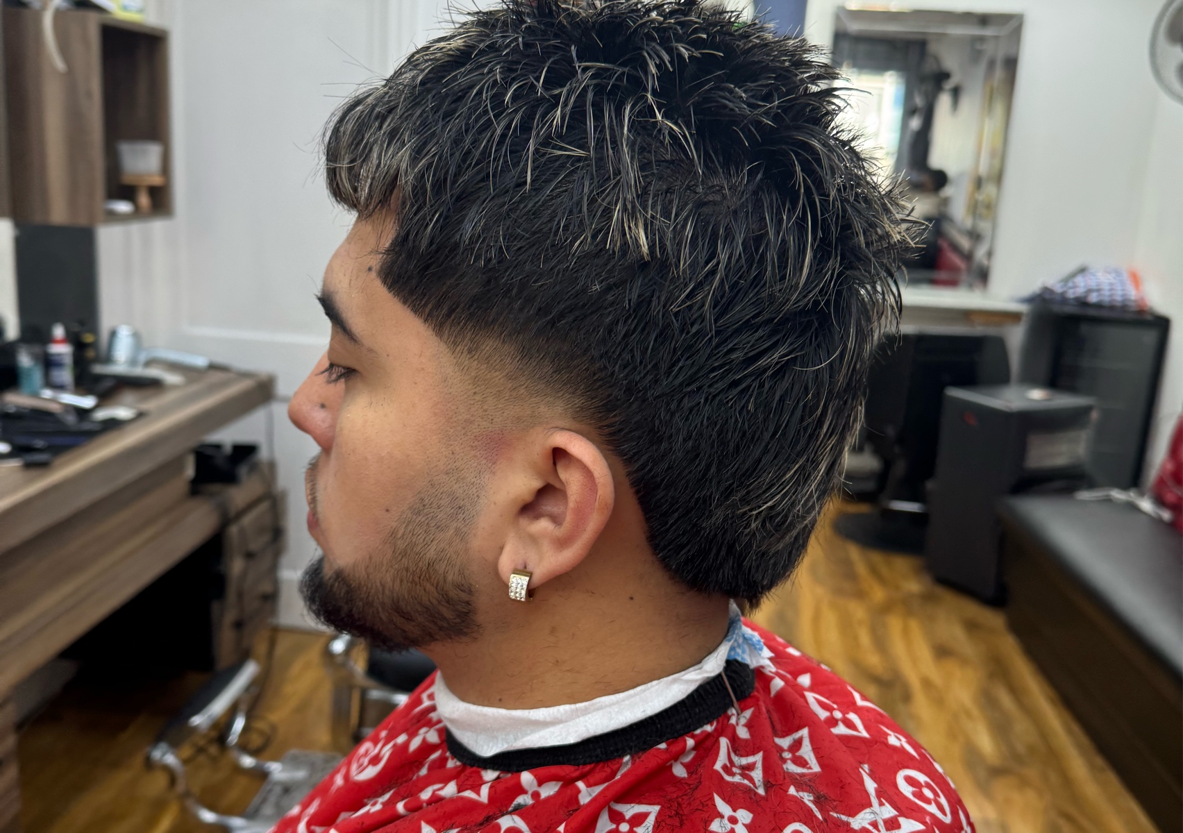 Haircut + scissors only 