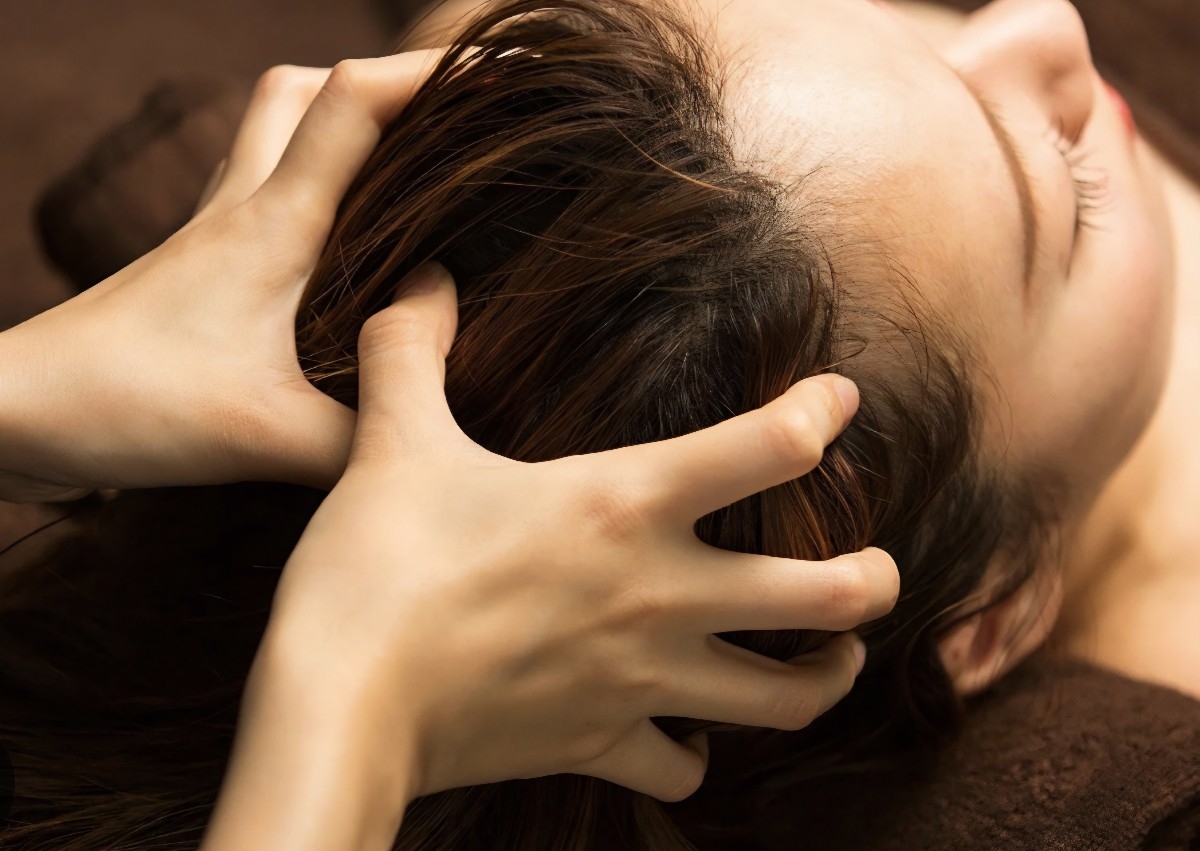 15 minute head neck and shoulder massage 