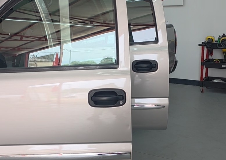 Protection with trucks Wax 